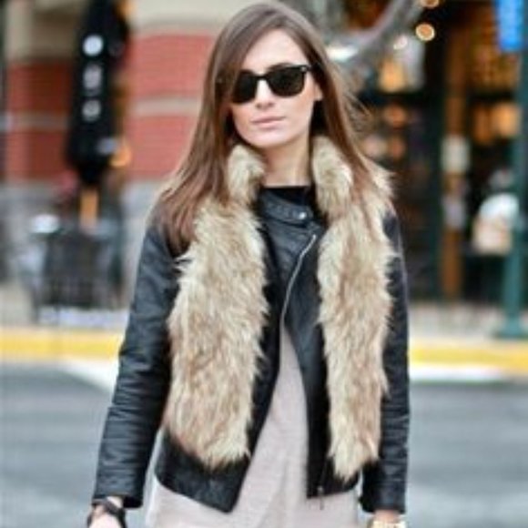 | the extra factor tan faux fur stole | - Picture 1 of 6